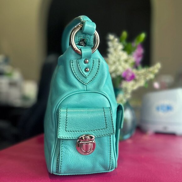 Classic Marc Jacobs Blake Multi-Pocket Hobo Bag in Teal with Silver Hardware - Picture 4 of 16